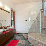 Highfield Ranch & Farm House - Ranch master Bath